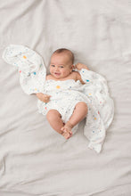 Load image into Gallery viewer, aden + anais stargaze 3 pack bamboo swaddles