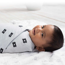 Load image into Gallery viewer, aden + anais lovestruck 4 pack swaddles