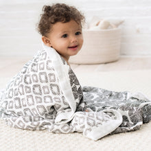 Load image into Gallery viewer, aden + anais in motion bamboo dream blanket